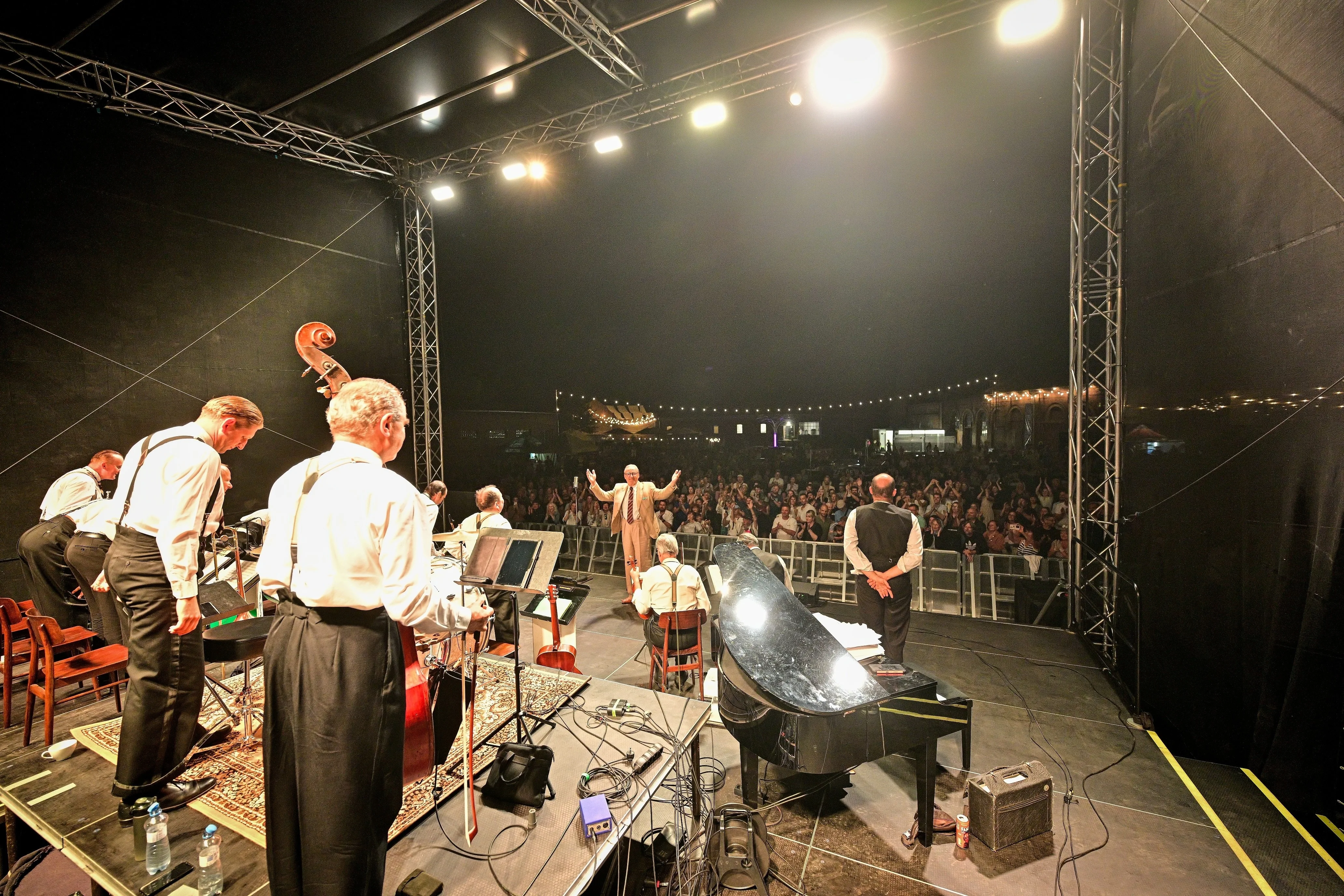 Ondřej Havelka And His Melody Makers - Swingová Tančírna