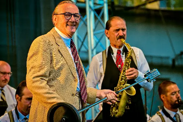 Ondřej Havelka And His Melody Makers - Swingová Tančírna
