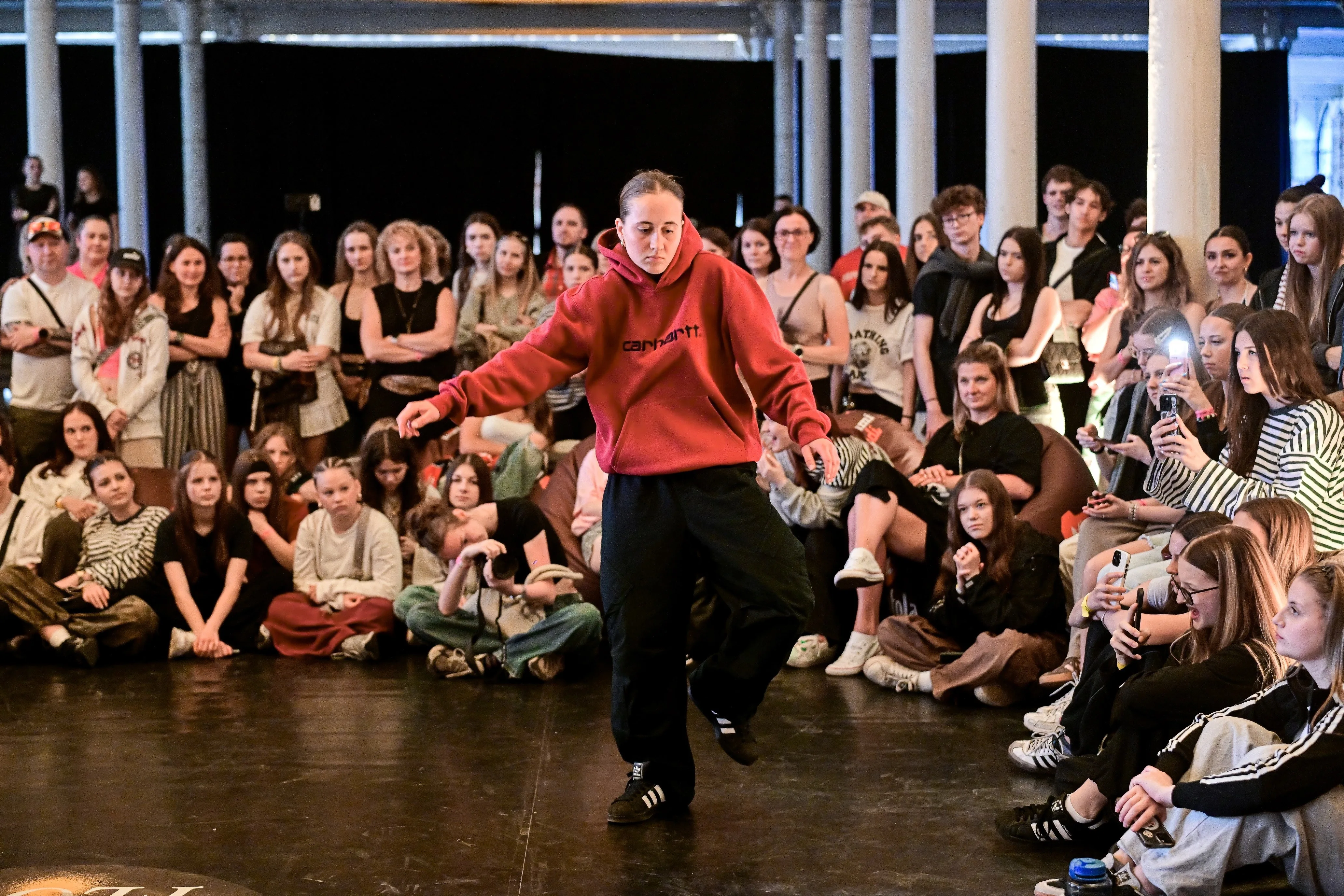 Who Rules The Floor - Dance Aréna