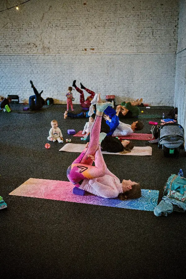 Mama yoga s dětmi
