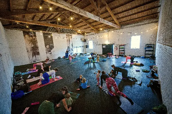 Mama yoga s dětmi