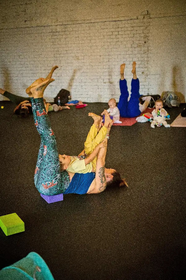 Mama yoga s dětmi