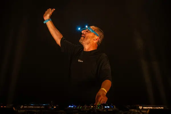 Chris Sadler