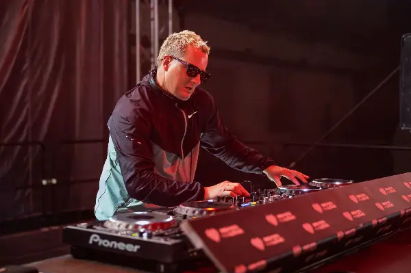Beats for Love Experience - Kryder