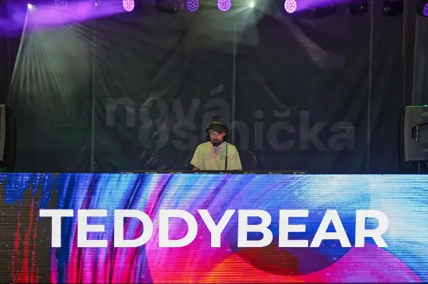 Beats for Love Experience - Kryder