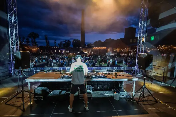 Beats for Love Experience - Kryder