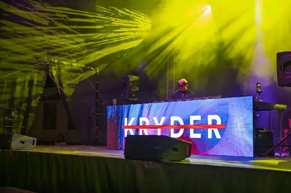 Beats for Love Experience - Kryder