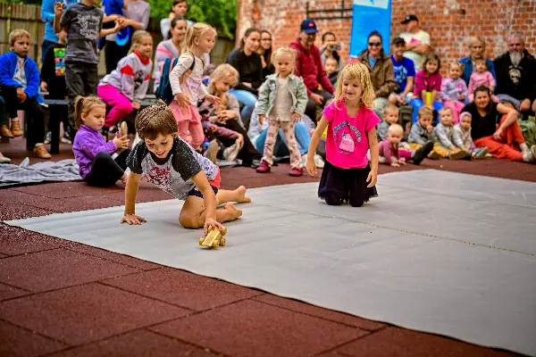 Ťuky Ťuk - Představení pro děti