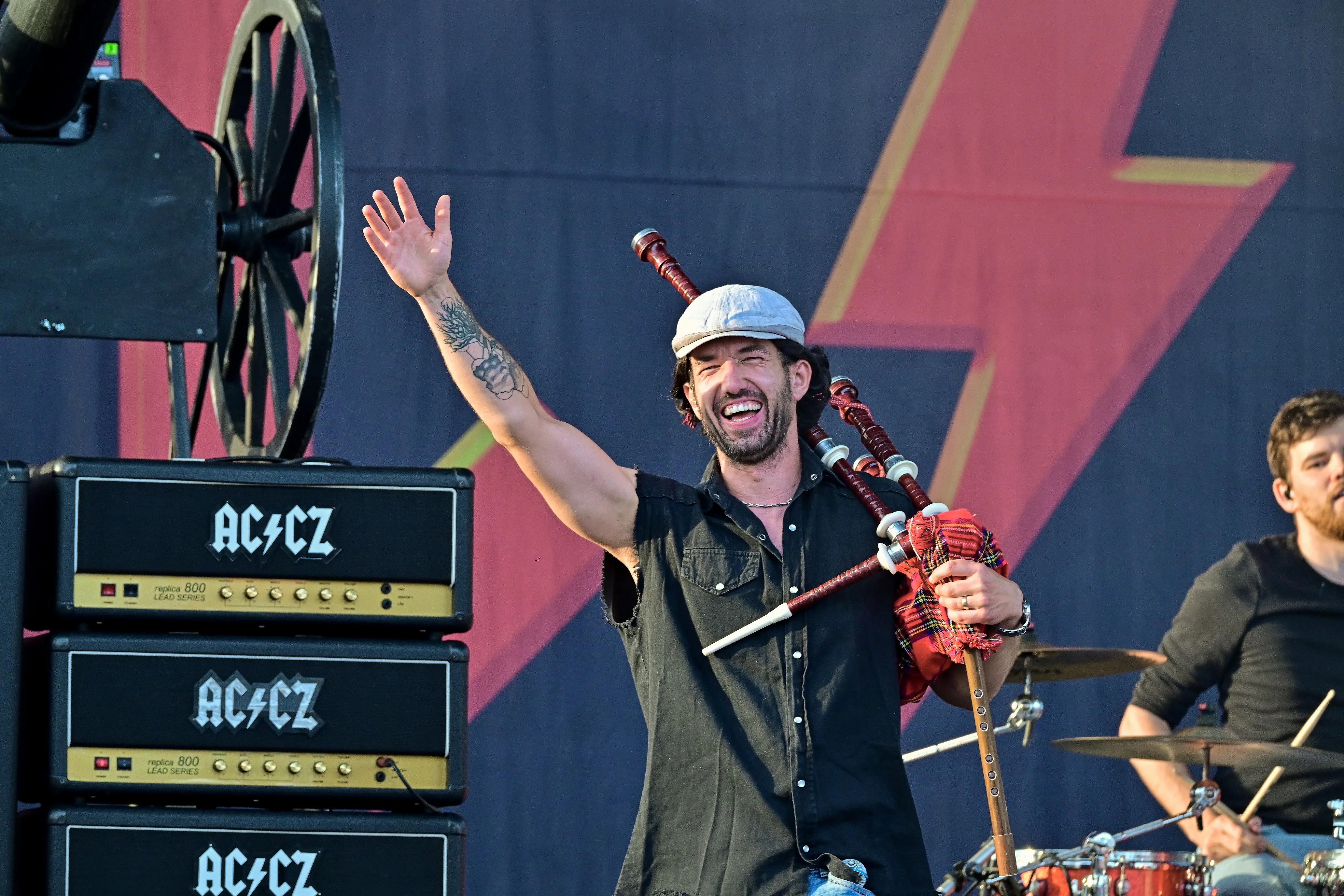 AC/CZ