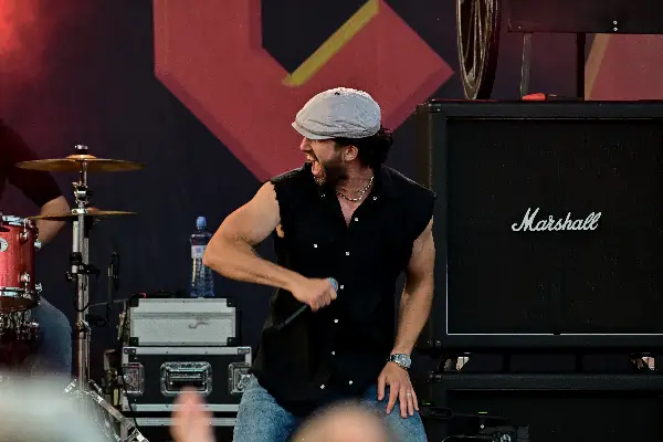AC/CZ